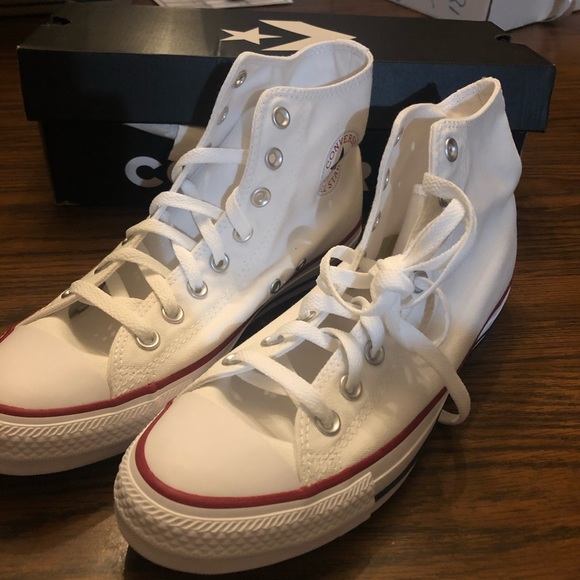 NEW IN BOX Converse white high tops - Picture 2 of 5